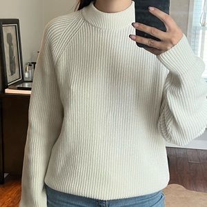 UNIQLO White/Beige Oversized fit sweater